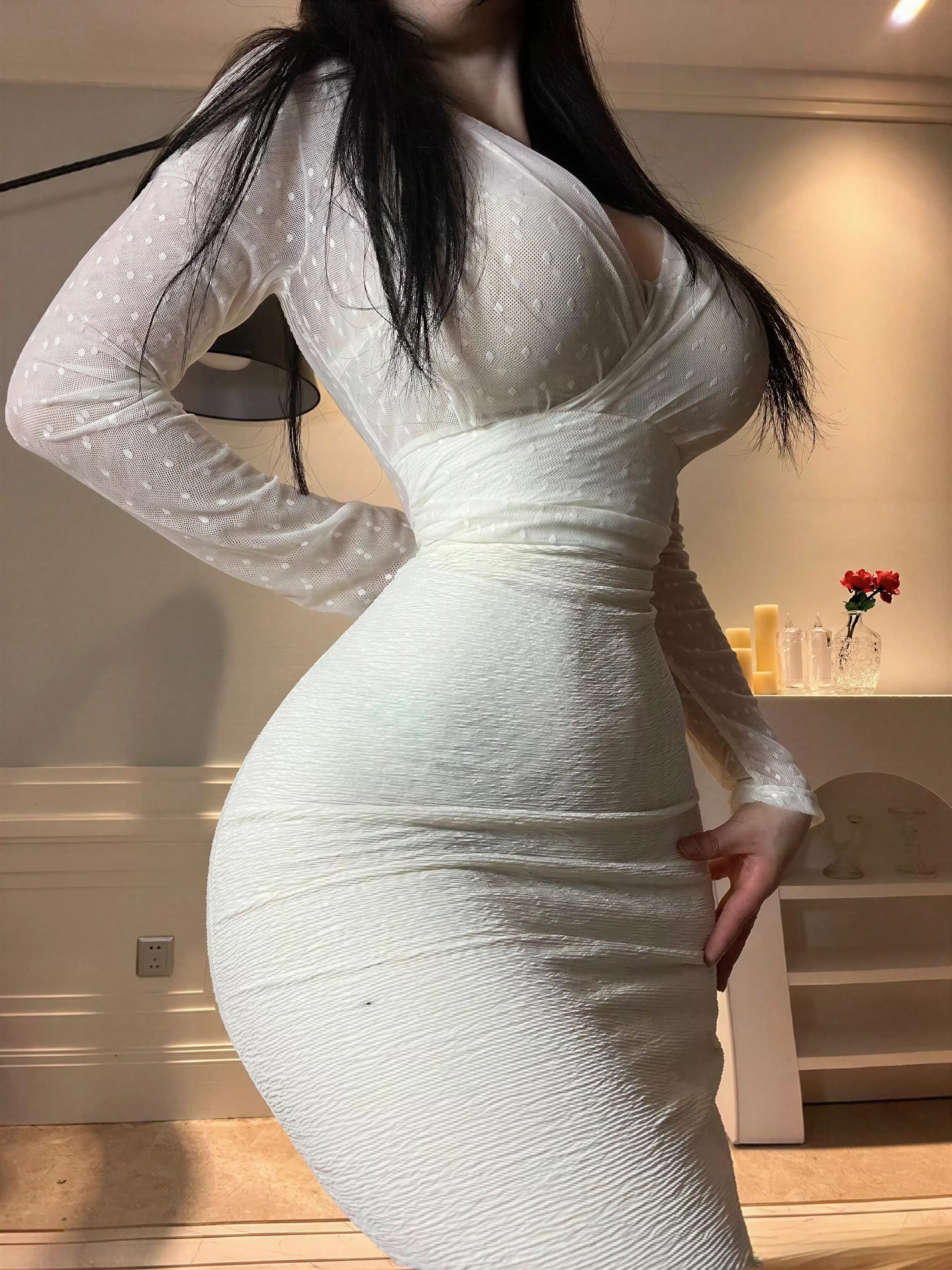 Cool文茜 – 白色紧身连体裙 4P